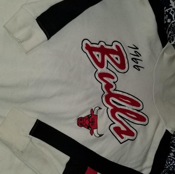 NBA UNISEX LG 1966 CHICAGO BULLS HOODIE (READ DESCRIPTION) - Picture 7 of 8